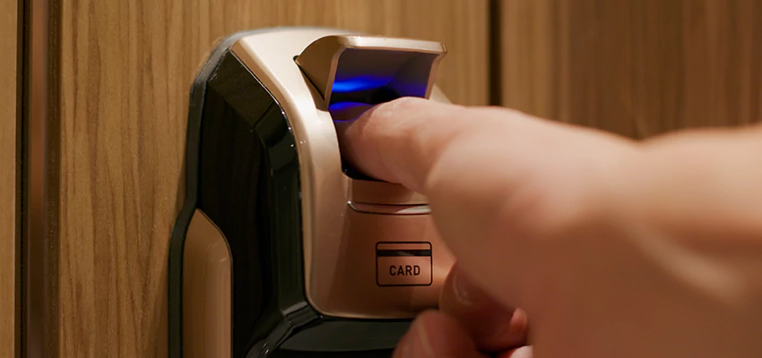 Locksmith Company For Window Lock Installation in Carlsbad, California